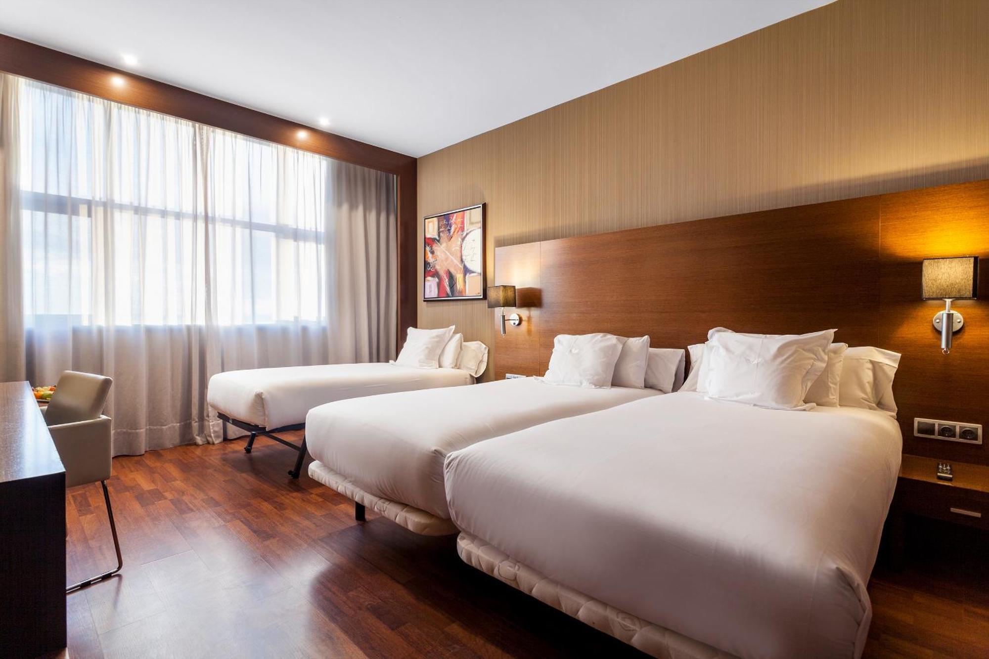บาเลนเซีย คองเกรส โฮเต็ลแอนด์สปา Hotel ปาเตร์นา ภายนอก รูปภาพ