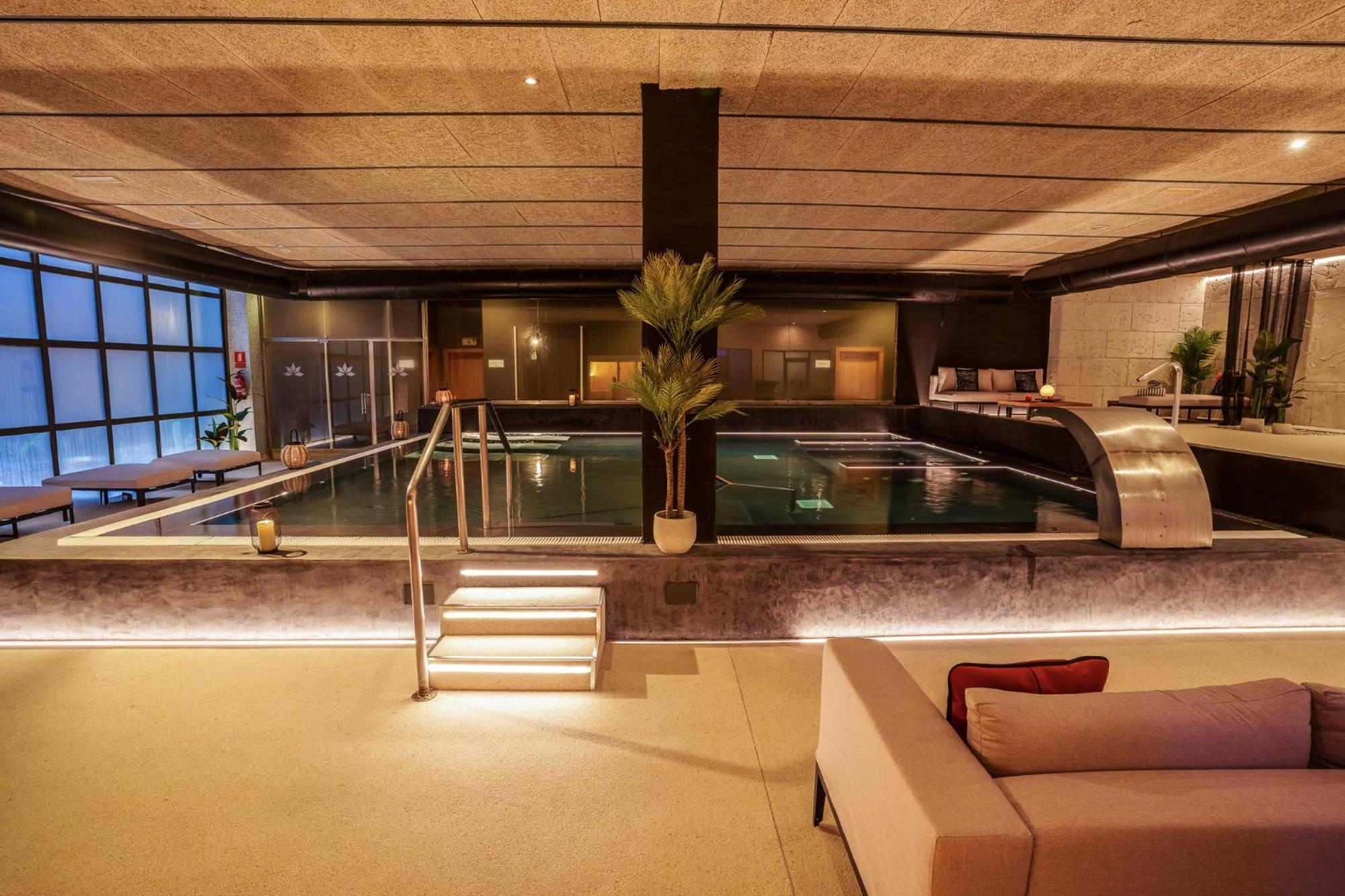 บาเลนเซีย คองเกรส โฮเต็ลแอนด์สปา Hotel ปาเตร์นา ภายนอก รูปภาพ